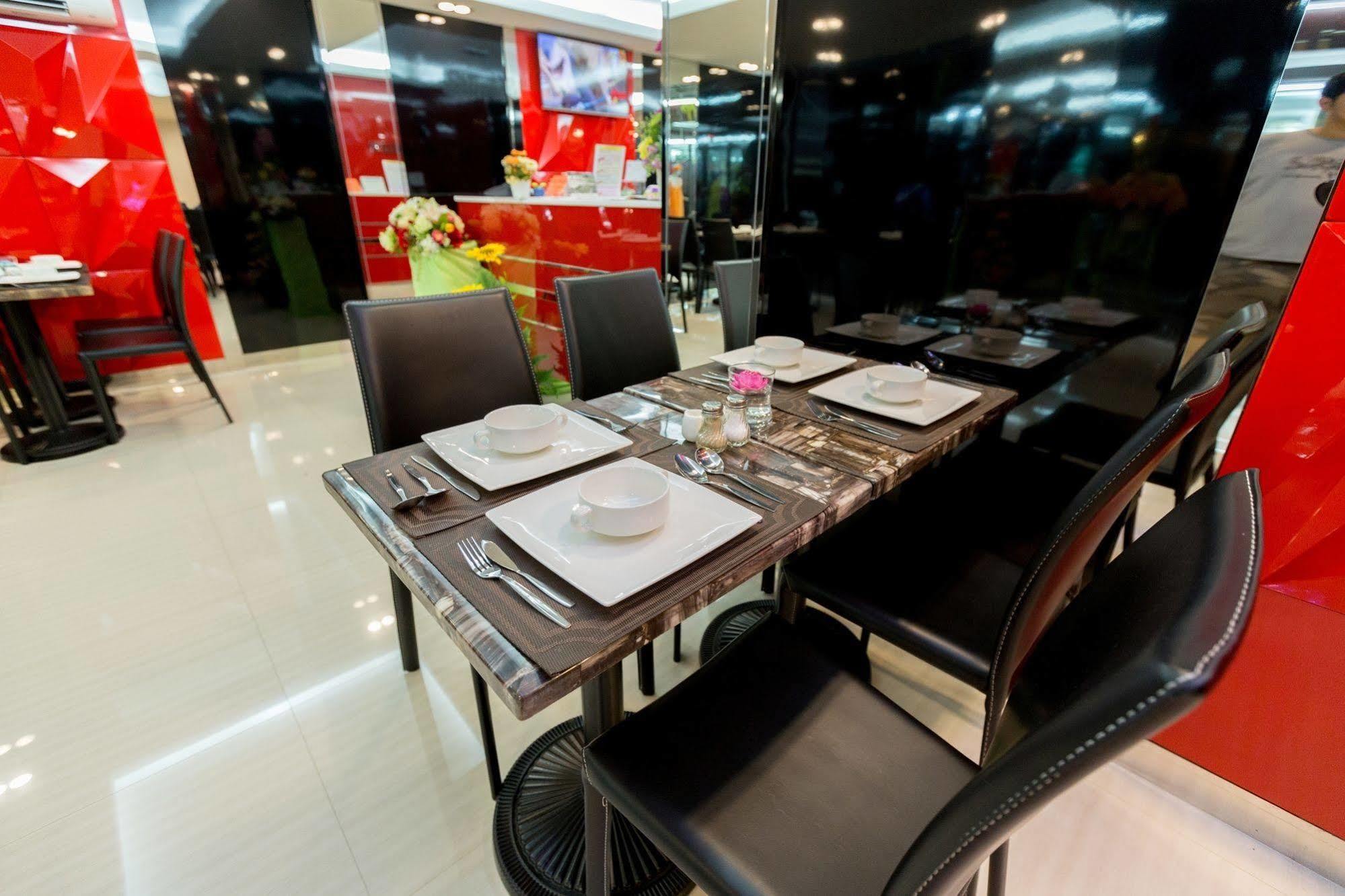 Euro Luxury Pavillion Pratunam Banguecoque Exterior foto